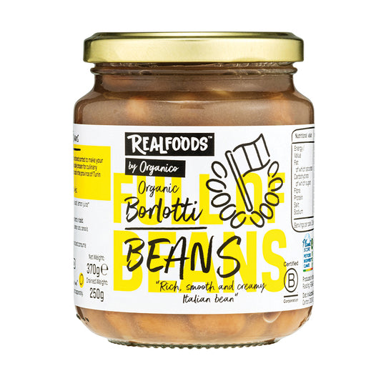 Organic Borlotti beans in water